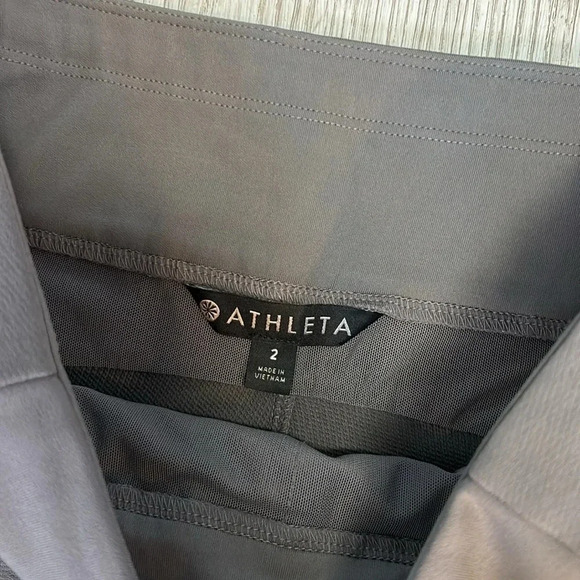 Athleta Highline Hybrid Hike Tight Pull-On Gray Pants Zipper Pockets Size 2 - Picture 4 of 13